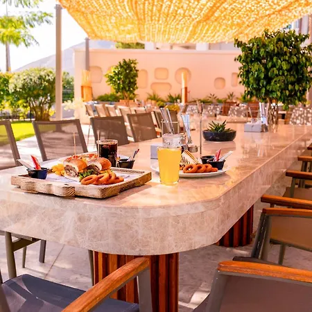 מלון Tui Blue Grand Azur