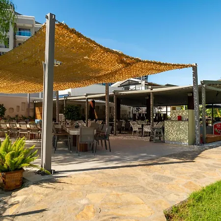 Hotell Tui Blue Grand Azur