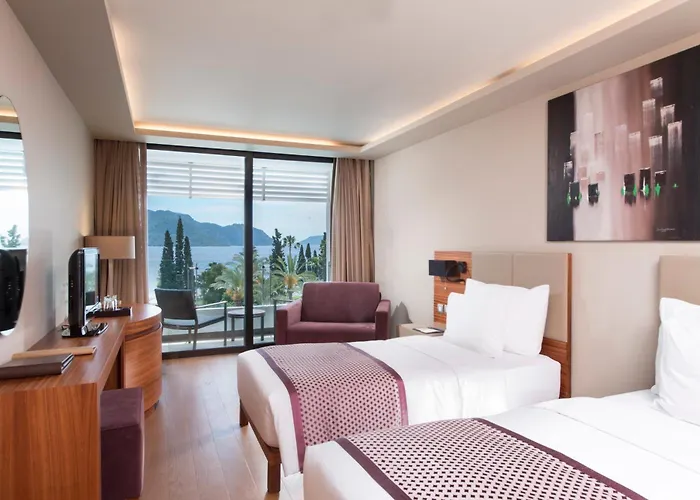 Tui Blue Grand Azur 5* مرمريس